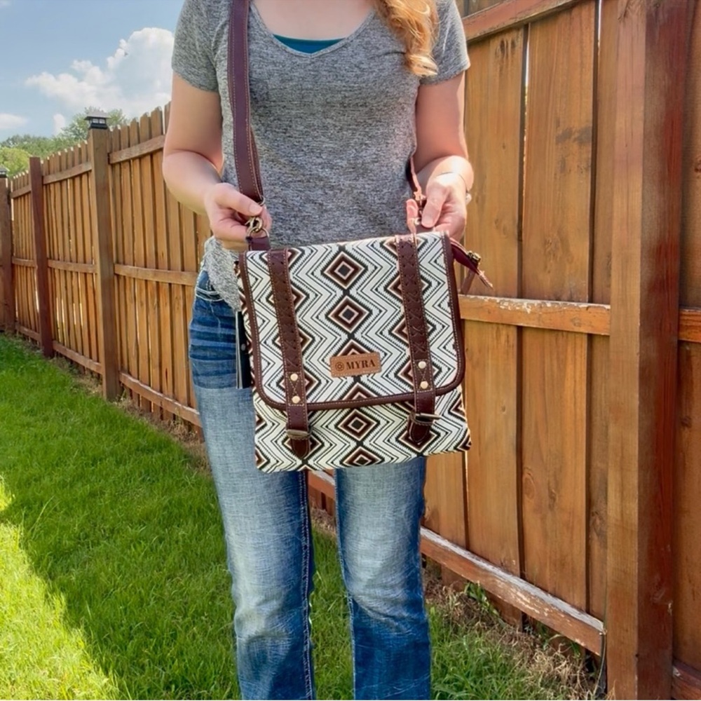 Myra Bag-Canyon Star Conceal Carry - Picture 3 of 13